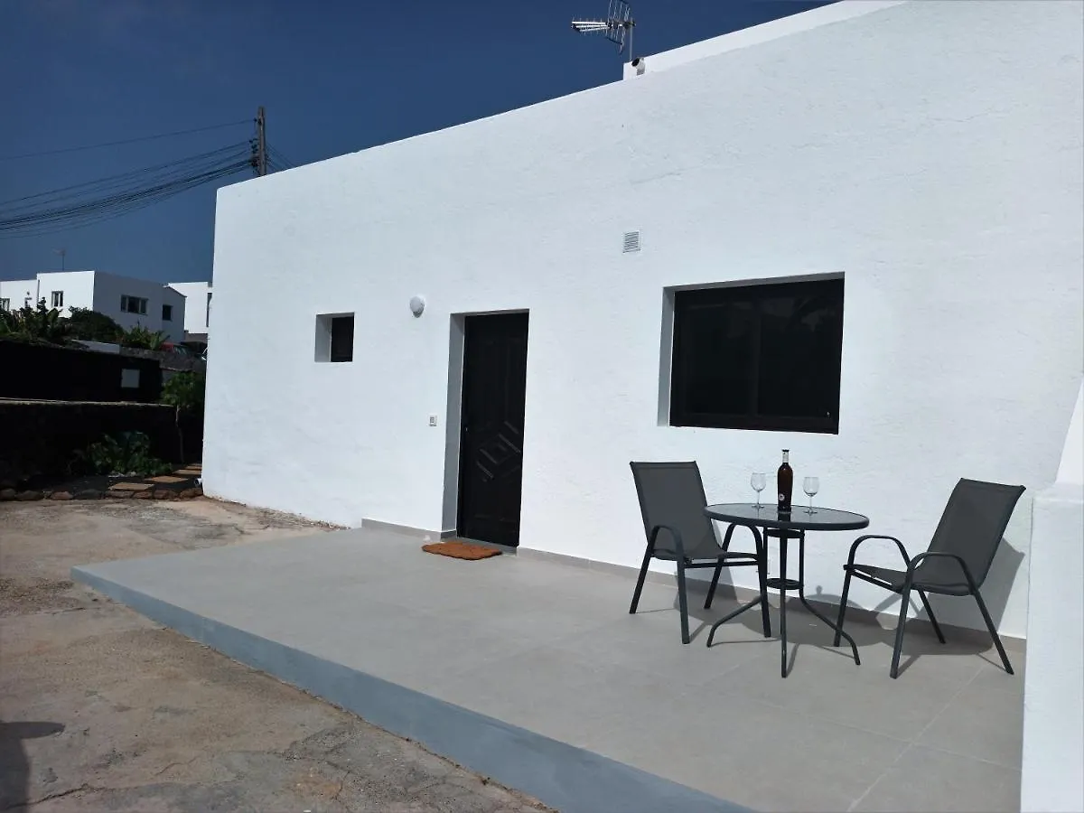 Apartamentos Falcon Tinajo 0*,  Spanien